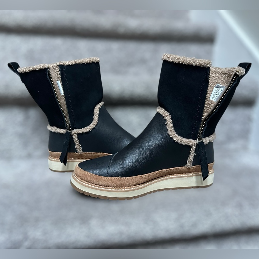 TOMS Makenna Black Leather Mid-Cath Shearling Boots Women’s 6 Style #10014172 - Picture 9 of 16